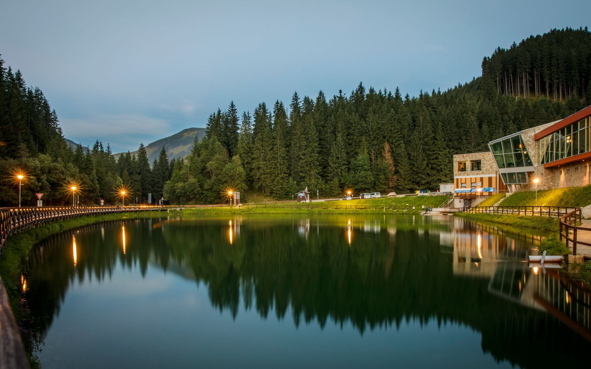 Hotels and Lodges in Montana